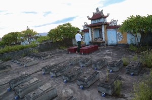 le thien at graves